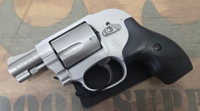 SMITH & WESSON 638-3 .38 SPL - Image 1 of 2