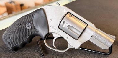 CHARTER ARMS OFF DUTY .38 SPL - Image 2 of 3