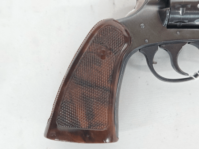 H&R 922 .22 LR - Image 2 of 3