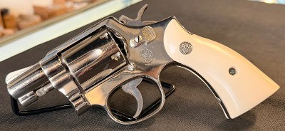 SMITH & WESSON MODEL 12-3 .38 SPL - Image 1 of 2