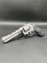 TAURUS 44 .44 MAGNUM - 2 of 3