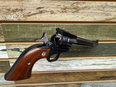 RUGER SINGLE SIX .22 WMR - Image 2 of 3
