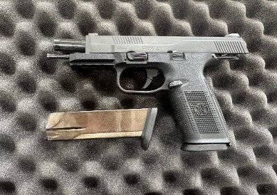 FN FNS-40 .40 CALIBER - Image 3 of 3