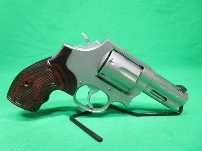 SMITH & WESSON 681PC CAMFOUR EXCLUSIVE .357 MAG - Image 2 of 3