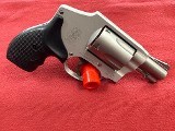 SMITH & WESSON 642-2 AIRWEIGHT 38 SPL HAMMERLESS .38 Spl - 2 of 3