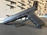 GLOCK G40 GEN 4 MOS 10MM - 1 of 3