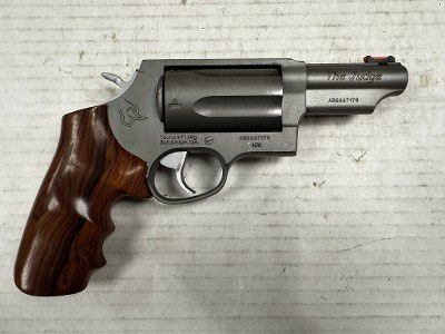 TAURUS JUDGE.45 LC/.410 GA - Image 1 of 3
