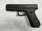 GLOCK G22 GEN 5 .40 S&W - 1 of 3
