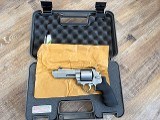 SMITH & WESSON 629 V-COMP PERFORMANCE .44 MAGNUM - 1 of 3