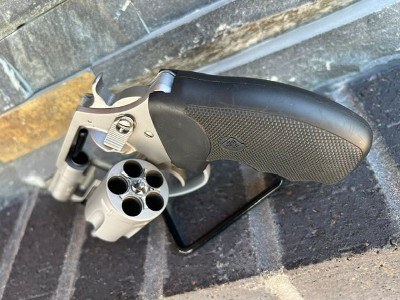 CHARTER ARMS UNDERCOVER .38 SPL - Image 3 of 3