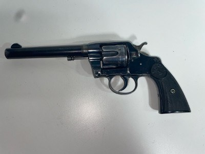 COLT NEW SERVICE .38 SPL - Image 1 of 3