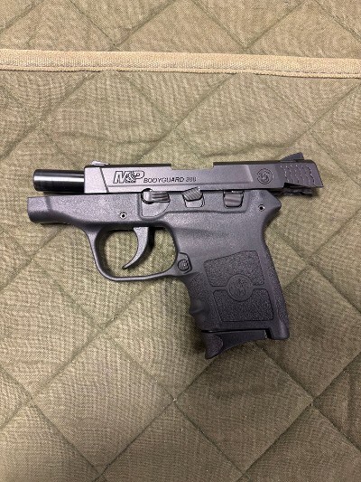 SMITH & WESSON BODYGAURD.380 ACP - Image 3 of 3