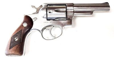 RUGER RARE 4 INCH ROUND BUTT, SPEED-SIX CHAMBERED IN .357 MAG .357 MAG - Image 1 of 3