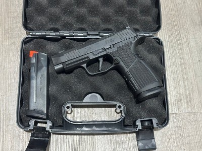 SIG SAUER P365 X-MACRO COMP 9MM LUGER (9X19 PARA) - Image 1 of 3