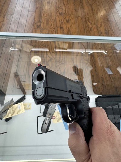 WILSON COMBAT SFX9 Subcompact 9MM LUGER (9x19 PARA) - Image 3 of 3