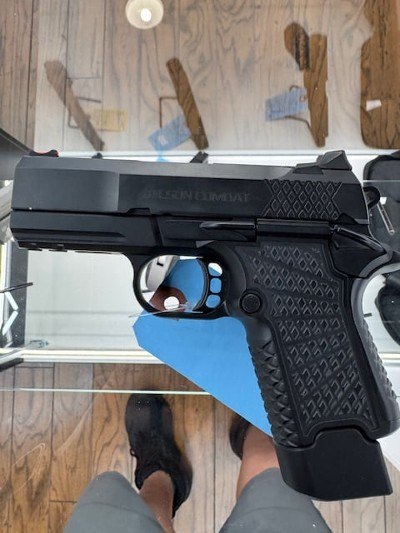 WILSON COMBAT SFX9 Subcompact 9MM LUGER (9x19 PARA) - Image 2 of 3