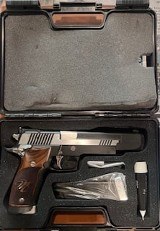 SIG SAUER P226X6-9-BW 9MM LUGER (9x19 PARA) - 1 of 3