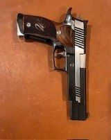 SIG SAUER P226X6-9-BW 9MM LUGER (9x19 PARA) - 3 of 3