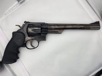 SMITH & WESSON 25-5 .45 LC - Image 1 of 2