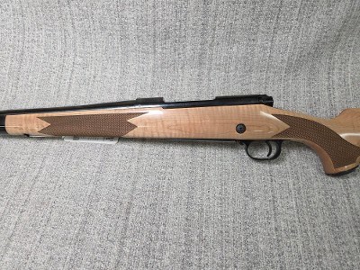 WINCHESTER MODEL 70 SUPER GRADE MAPLE 7MM REM MAG - Image 5 of 6