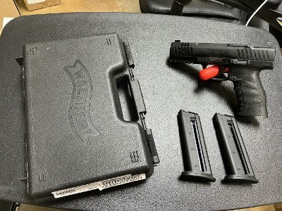 WALTHER Wmp .22 WMR - Image 1 of 6