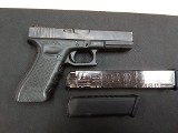 GLOCK GEAR G17 gen 4 9MM LUGER (9x19 PARA) - 1 of 4
