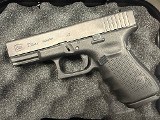 GLOCK 23 GEN 4 .40 S&W - 1 of 3