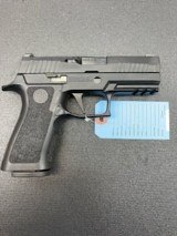 SIG SAUER P320 CARRY 9MM LUGER (9x19 PARA) - Image 1 of 10