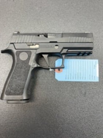 SIG SAUER P320 CARRY 9MM LUGER (9x19 PARA) - Image 1 of 10