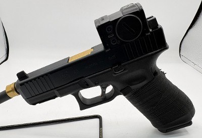GLOCK 45 9MM LUGER (9x19 PARA) - Image 1 of 19