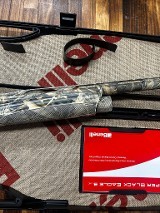 BENELLI Super Black Eagle 3 12 GA - 4 of 12