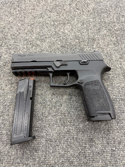 SIG SAUER P320 9MM LUGER (9x19 PARA) - Image 1 of 6