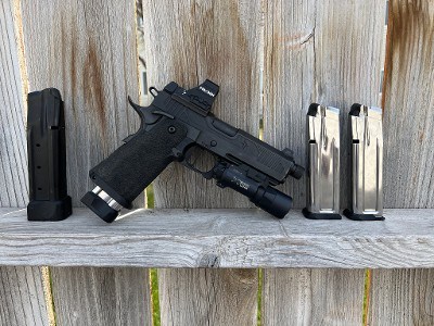 TRIARC SYSTEMS Tri-11 CMDR 9MM LUGER (9x19 PARA) - Image 1 of 12
