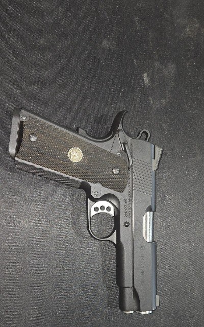 WILSON COMBAT CA PROFESSIONAL .45 ACP - Image 2 of 4