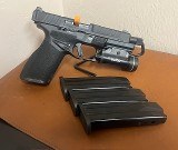 SPRINGFIELD ARMORY ECHELON THREADED (3-DOT) 9MM LUGER (9x19 PARA) - 1 of 9