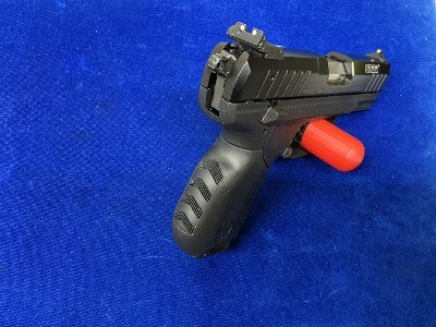 RUGER SR22 .22 LR - Image 3 of 4