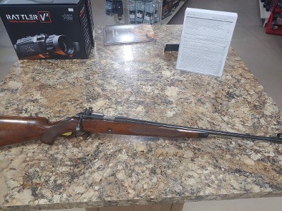 WINCHESTER 52 sporting .22 LR - Image 1 of 7