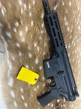 SMITH & WESSON M&P15-22 .22 LR - 5 of 7