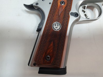 RUGER SR1911 .45 ACP - Image 7 of 8