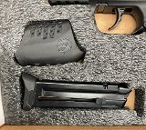RUGER SR22 .22 LR - Image 2 of 9