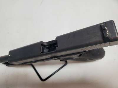 GLOCK 17 gen 4 9MM LUGER (9x19 PARA) - Image 4 of 8