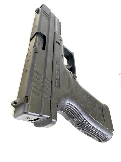 SPRINGFIELD ARMORY XD-40 40 Smith & Wesson - Image 4 of 10