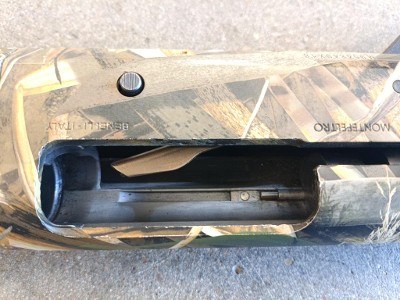 BENELLI MONTEFELTRO 12 GA - Image 11 of 12