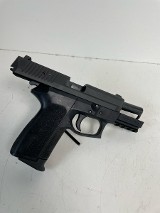 SIG SAUER SP2022 .40 S&W - Image 9 of 11