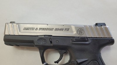 SMITH & WESSON SD40VE .40 S&W - Image 4 of 4