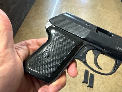 FB RADOM P64 .380 ACP - Image 5 of 6