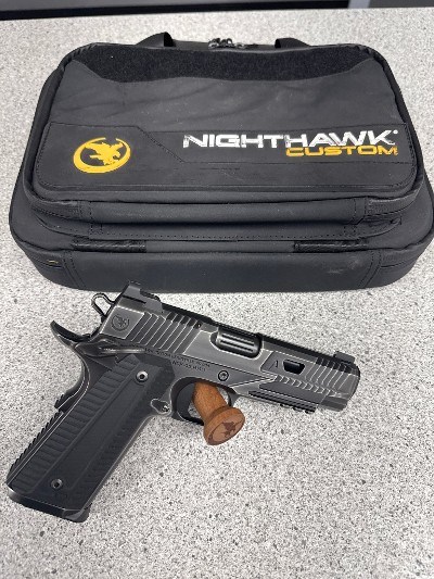 NIGHTHAWK CUSTOM AGENT 2 COMMANDER .45 ACP - Image 1 of 8