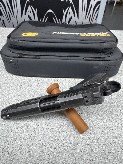 NIGHTHAWK CUSTOM AGENT 2 COMMANDER .45 ACP - Image 3 of 8