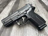 SIG SAUER SP2022 9MM LUGER (9x19 PARA) - 1 of 3