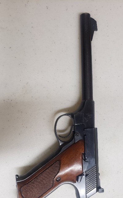 COLT woodsman .22 LR - Image 1 of 6